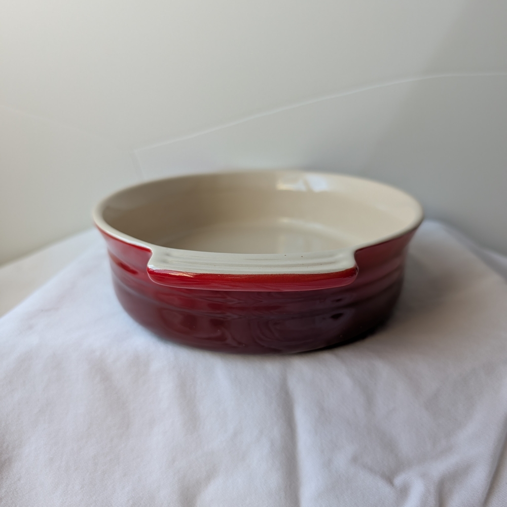 Le Creuset Red Oval Stoneware Baking Dish Tab Handles - Picture 5 of 12